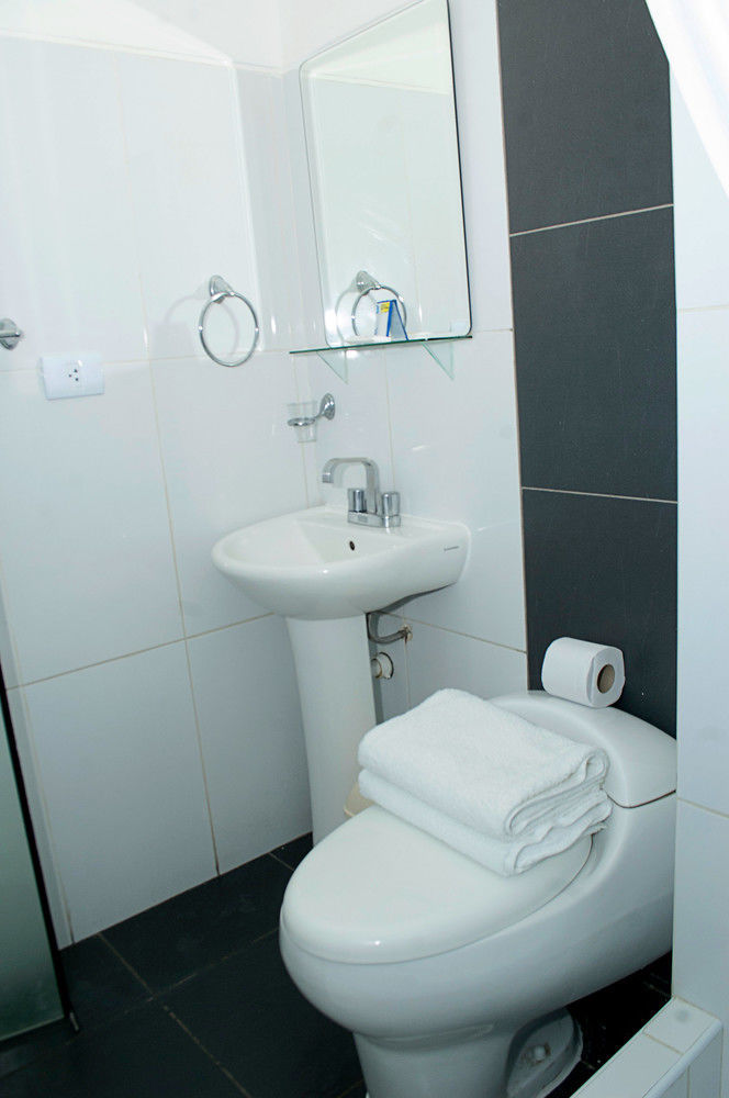 Mc Hotel Ica Kültér fotó